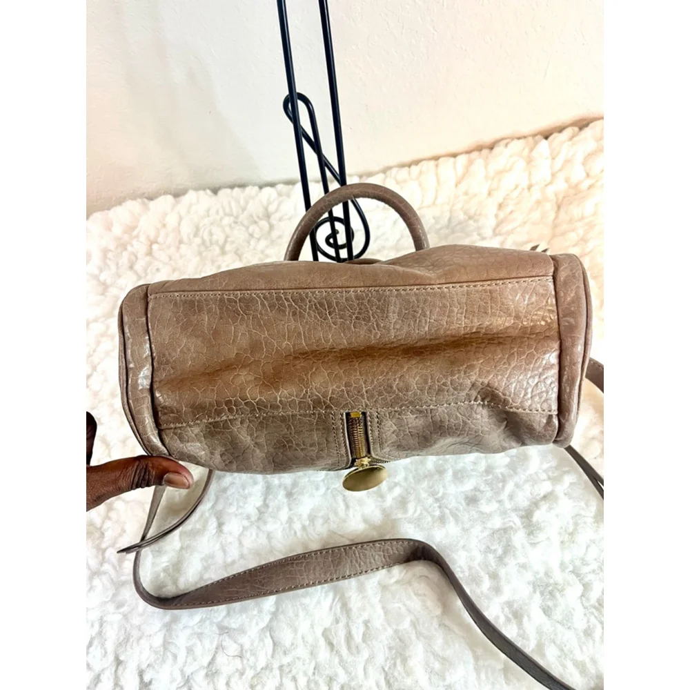 Gianni Bini Gold Brown Leather handbag with crossbody strap